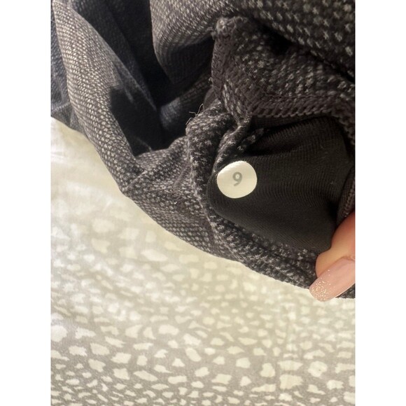 Lululemon Wunder Under Pant III size 6 - Picture 6 of 8